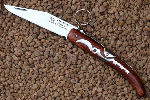 okapi-locking-original-knife-with-moon-&-stars-inlay-907-