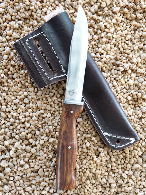 kappetijn-bushcraft-knife-1075-high-carbon-steel-&amp-rosewood